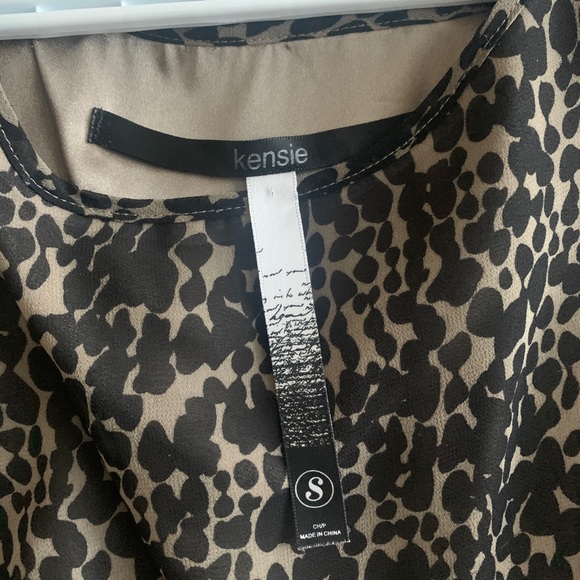 Fun Kenzie flapper style dress. Ready for fall! - Picture 4 of 4